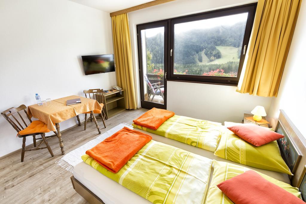 Bed&Breakfast Lausegger Ferlach Habitación foto